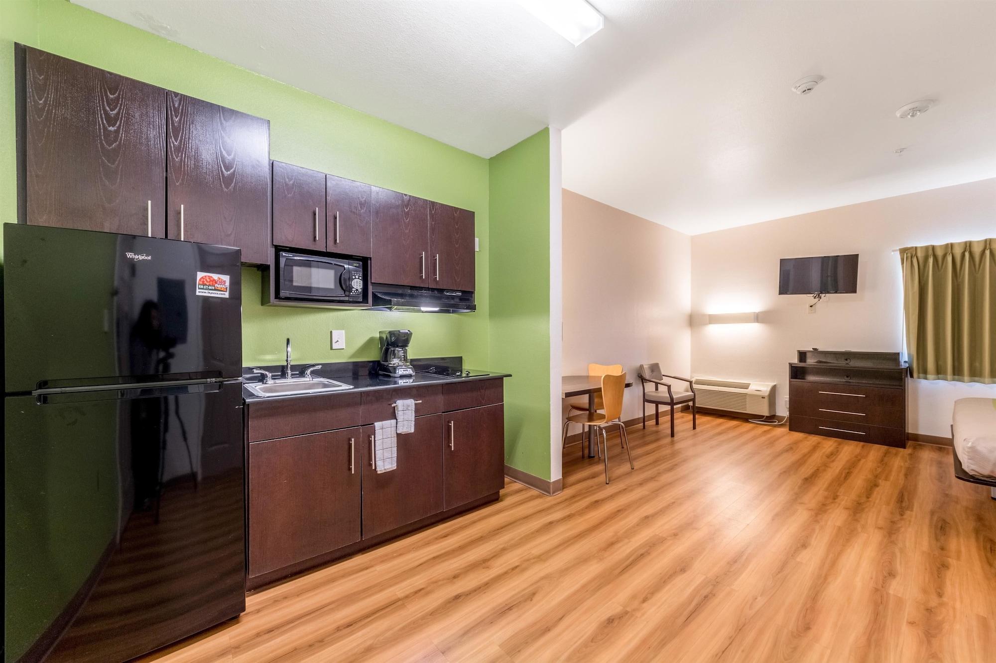 Super 8 By Wyndham 2*