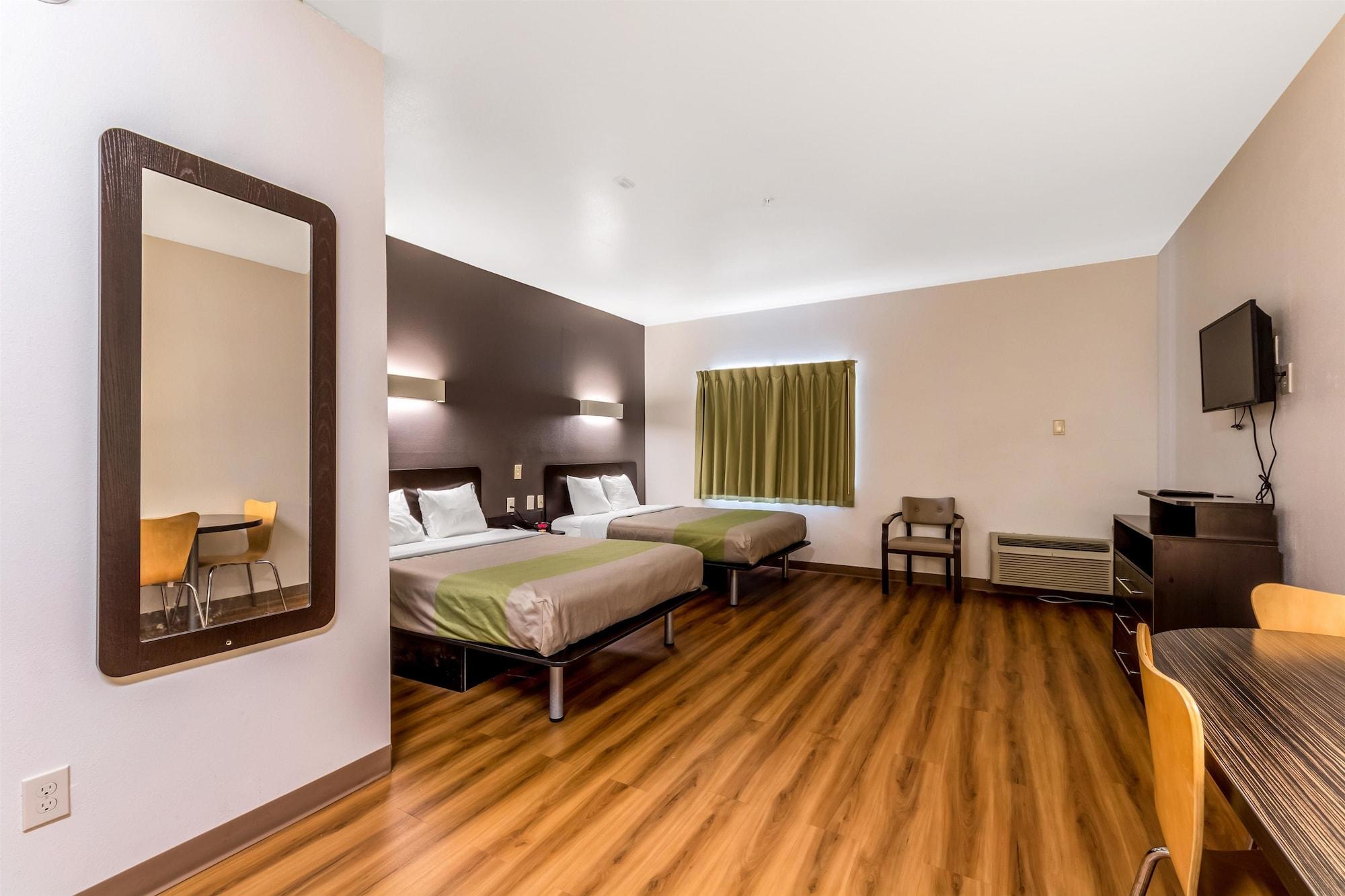 Motel Super 8 By Wyndham Kenedy